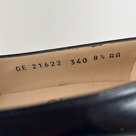 SALVATORE FERRAGAMO Vintage Black Leather Slip-on Pumps Size 8.5 AA = Narrow Fit - Picture 12 of 12
